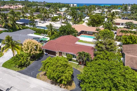 4430 NE 30th Avenue Lighthouse Point FL 33064