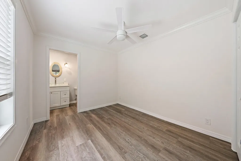 19144 SE Arnold Drive Tequesta FL 33469
