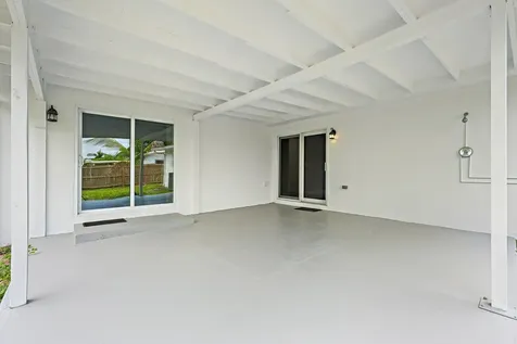 19144 SE Arnold Drive Tequesta FL 33469