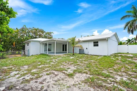 19144 SE Arnold Drive Tequesta FL 33469