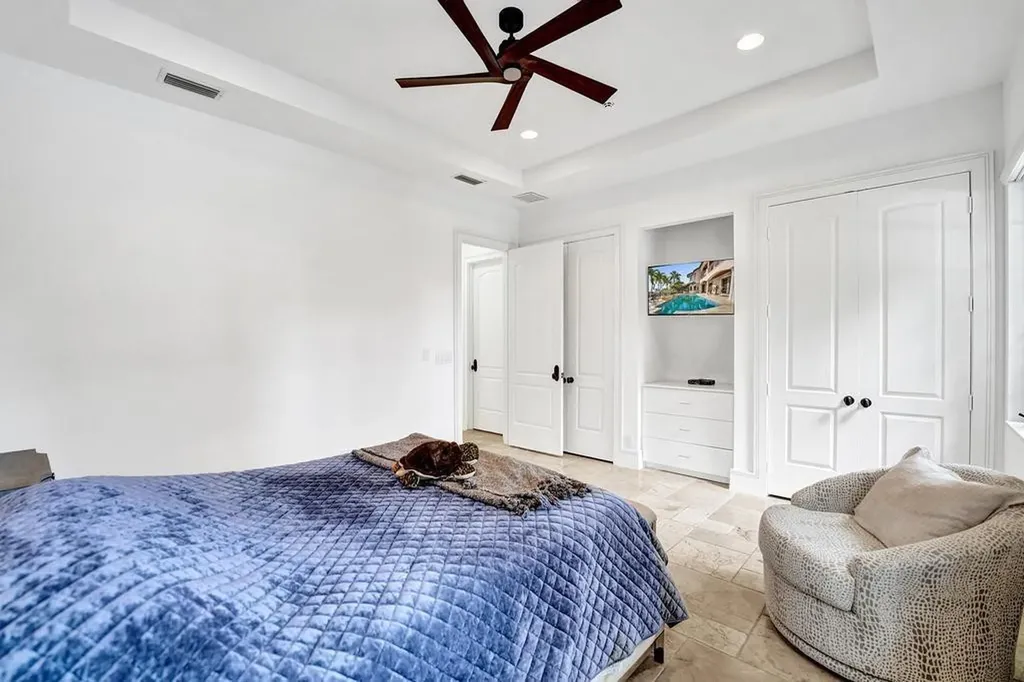 2340 NE 47th Street Lighthouse Point FL 33064