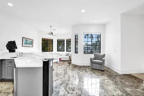 2340 NE 47th Street Lighthouse Point FL 33064