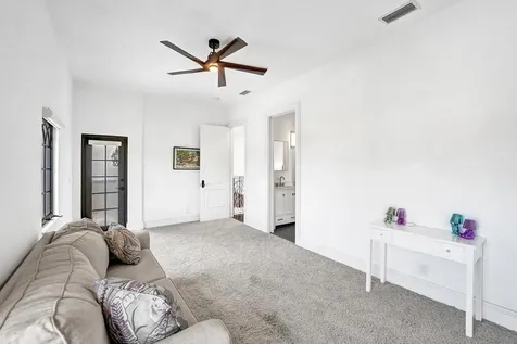 2340 NE 47th Street Lighthouse Point FL 33064