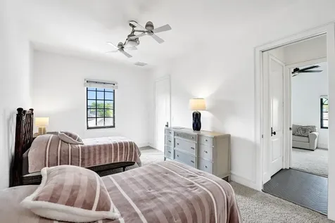 2340 NE 47th Street Lighthouse Point FL 33064