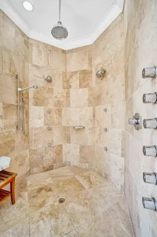 2340 NE 47th Street Lighthouse Point FL 33064