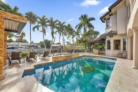 2340 NE 47th Street Lighthouse Point FL 33064