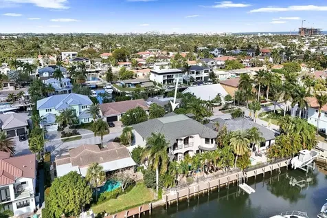 2340 NE 47th Street Lighthouse Point FL 33064