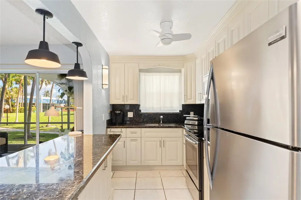 2731 NE 14th Street Causeway Pompano Beach FL 33062
