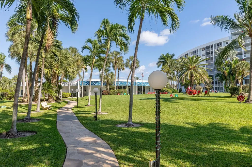 2731 NE 14th Street Causeway Pompano Beach FL 33062
