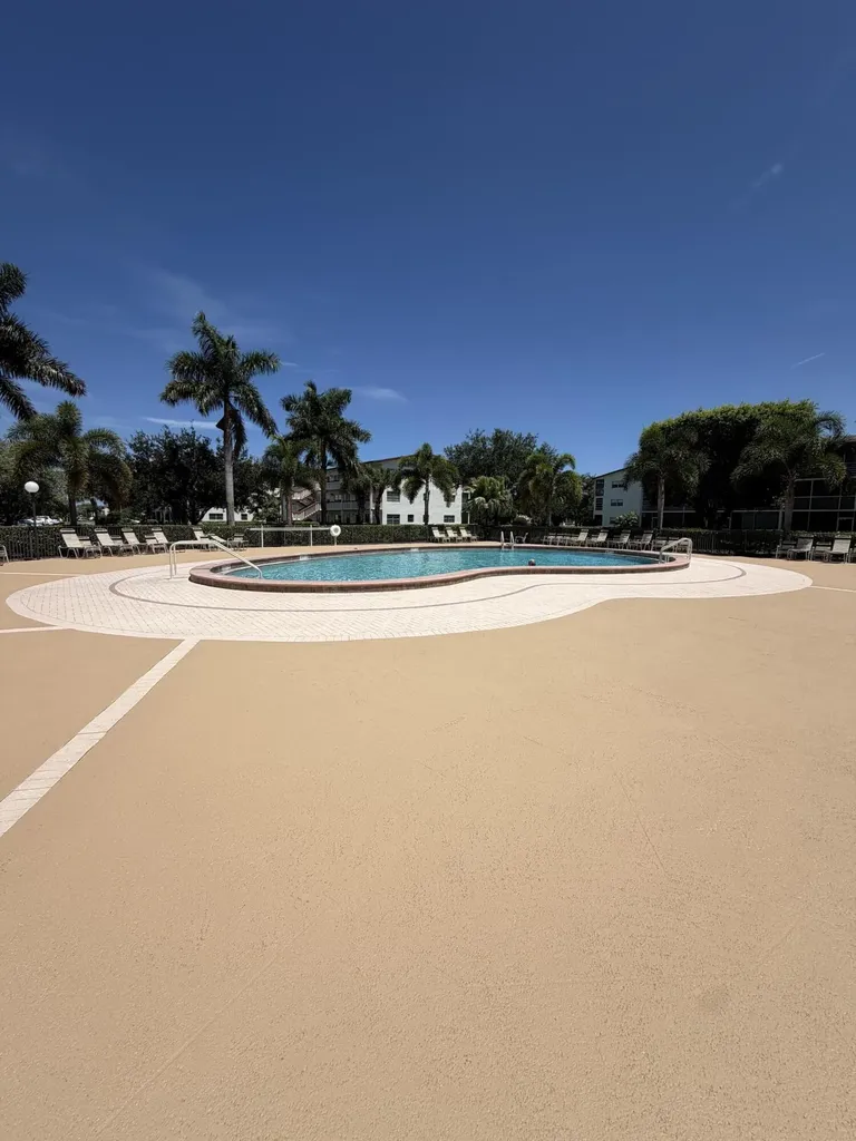 266 Brighton G Boca Raton FL 33434