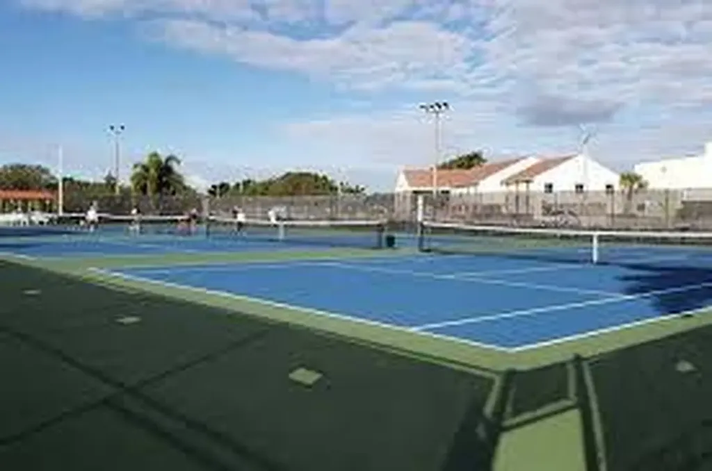 266 Brighton G Boca Raton FL 33434