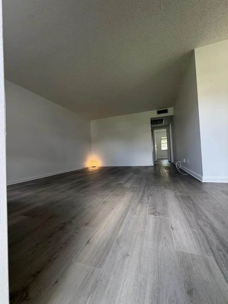 266 Brighton G Boca Raton FL 33434