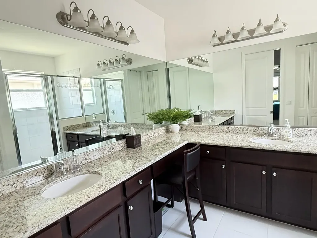 11941 SW Jasper Lake Way Port St Lucie FL 34987