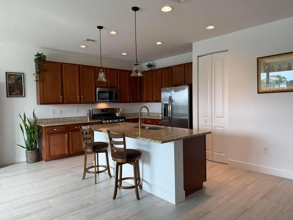 11941 SW Jasper Lake Way Port St Lucie FL 34987
