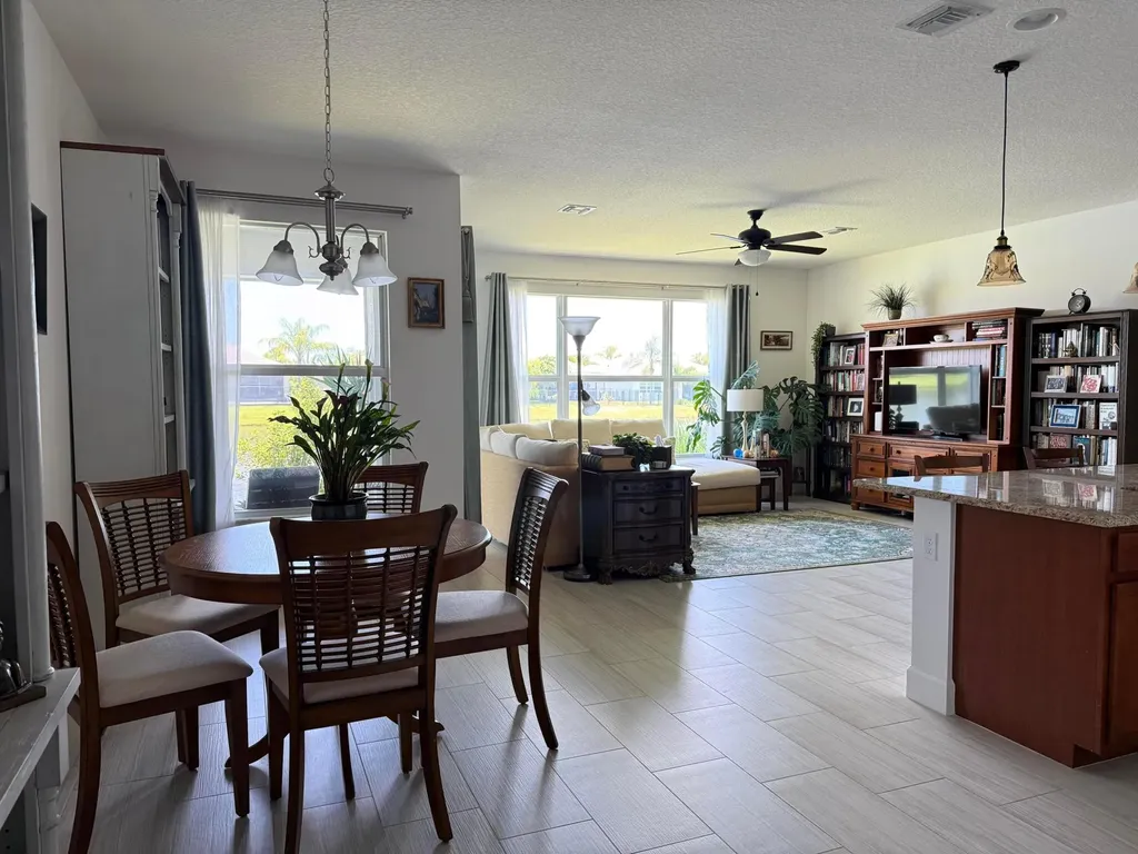 11941 SW Jasper Lake Way Port St Lucie FL 34987