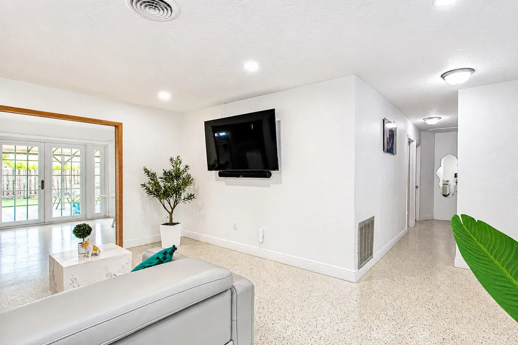 2395 Edgewater Drive West Palm Beach FL 33406