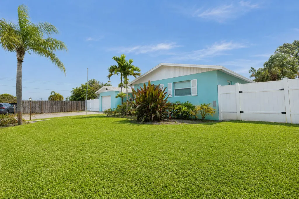 2395 Edgewater Drive West Palm Beach FL 33406