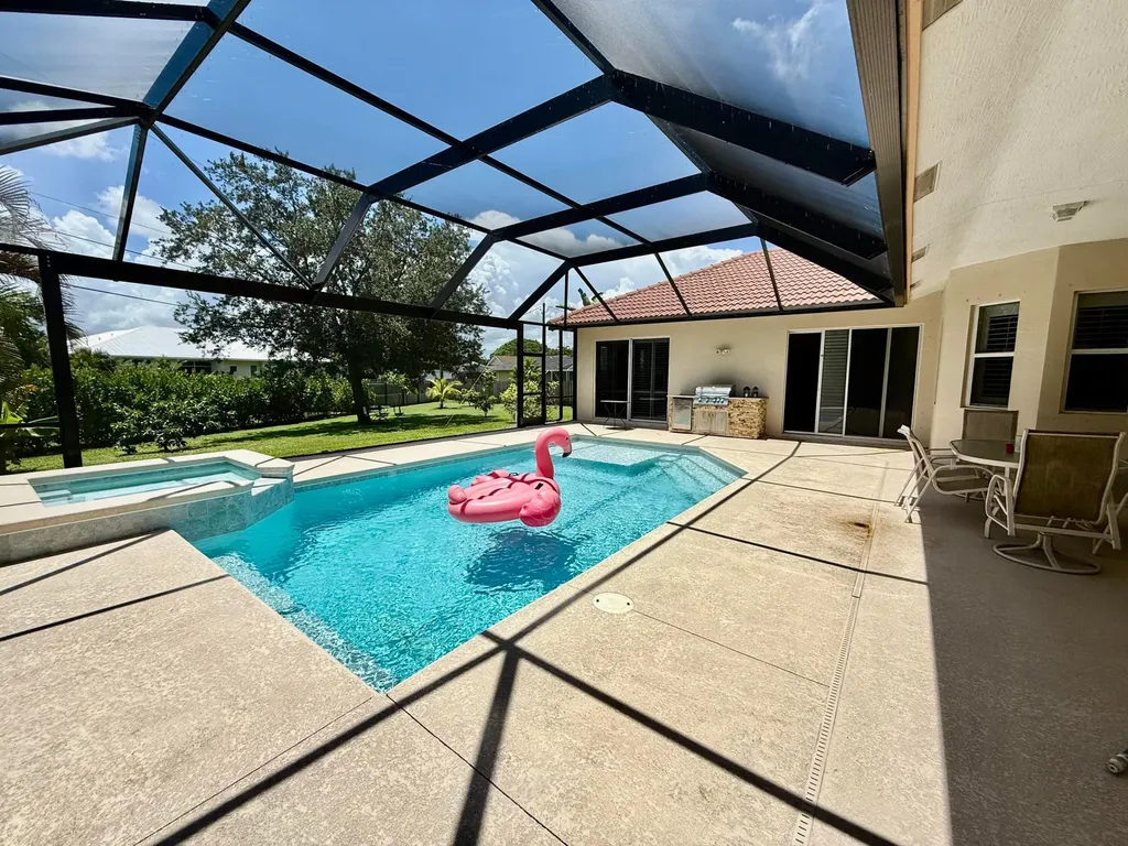 2810 SE Tate Avenue Port St Lucie FL 34984