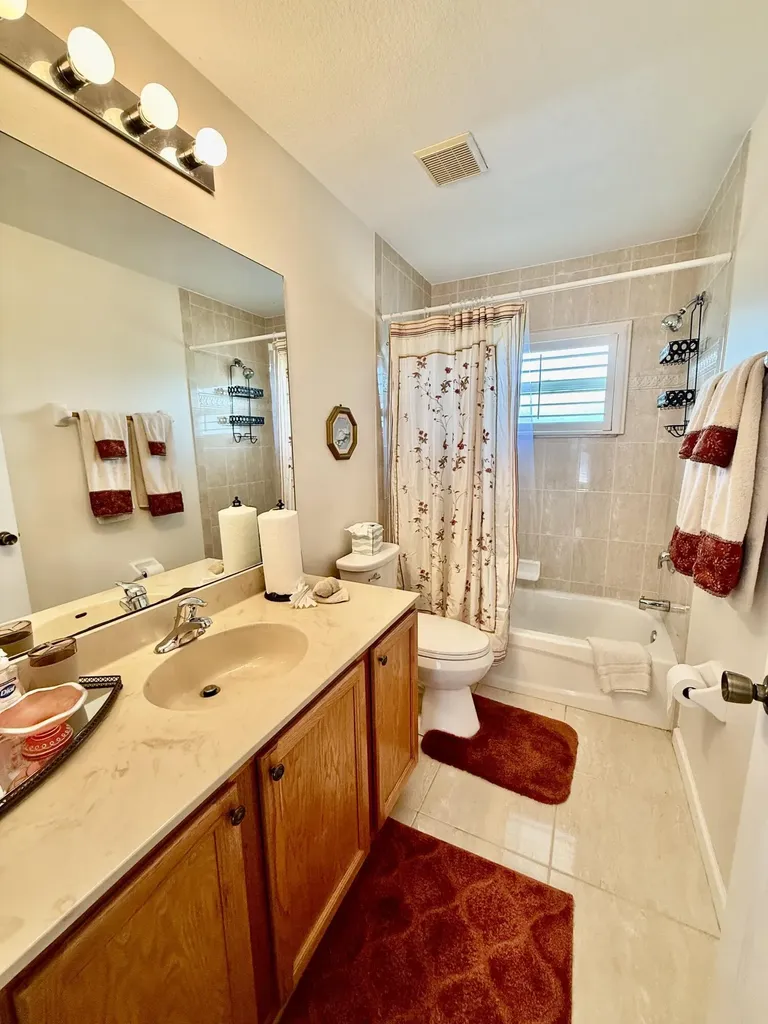2810 SE Tate Avenue Port St Lucie FL 34984