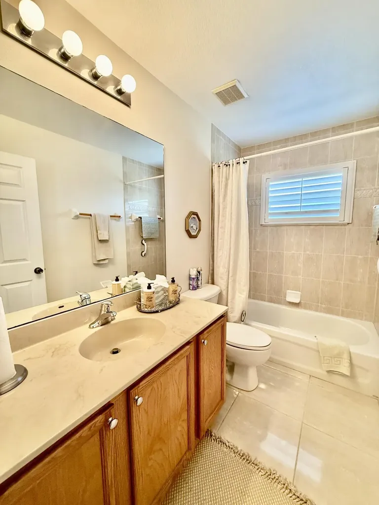 2810 SE Tate Avenue Port St Lucie FL 34984