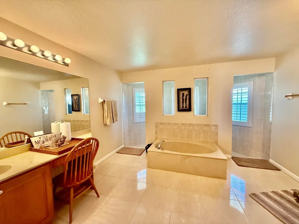 2810 SE Tate Avenue Port St Lucie FL 34984