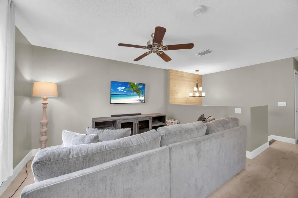 2566 12th Square SW Vero Beach FL 32968