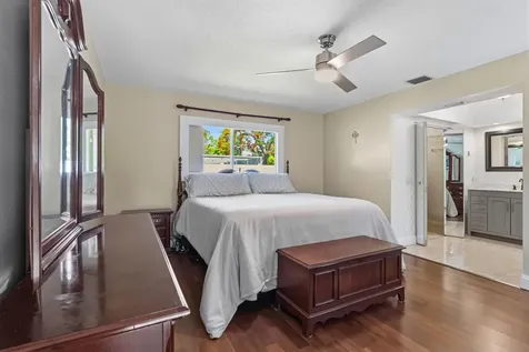7381 SW 9th Street Plantation FL 33317