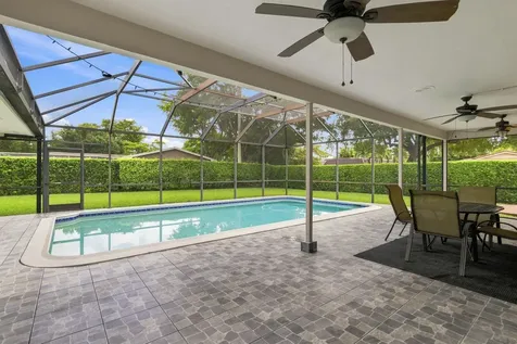 7381 SW 9th Street Plantation FL 33317