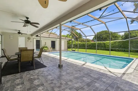 7381 SW 9th Street Plantation FL 33317