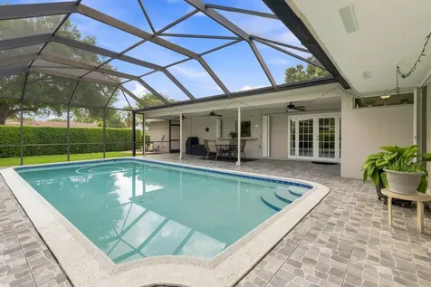 7381 SW 9th Street Plantation FL 33317