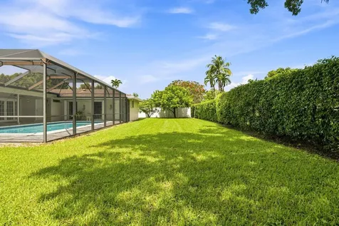 7381 SW 9th Street Plantation FL 33317