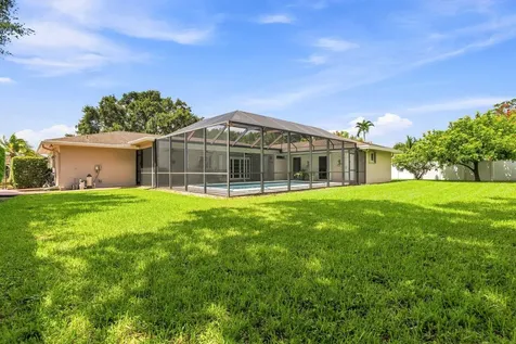7381 SW 9th Street Plantation FL 33317
