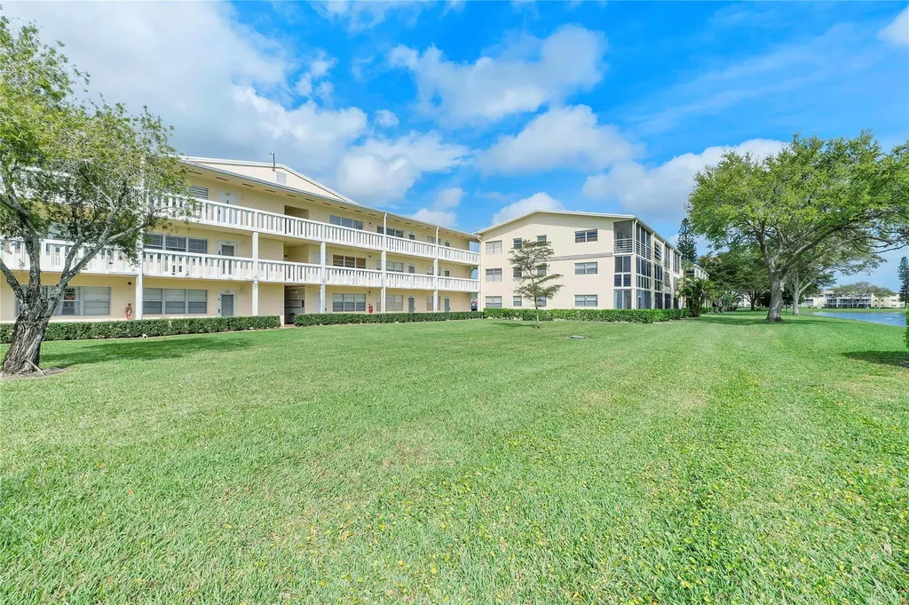 358 Dorset I Boca Raton FL 33434