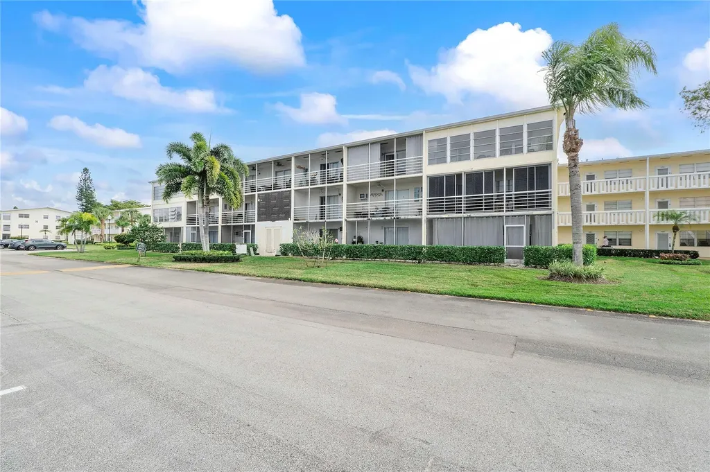 358 Dorset I Boca Raton FL 33434