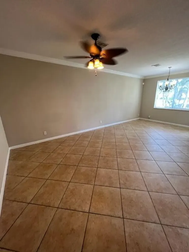 3075 N Evergreen Circle Boynton Beach FL 33426