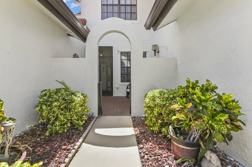 5965 Parkwalk Drive Boynton Beach FL 33472