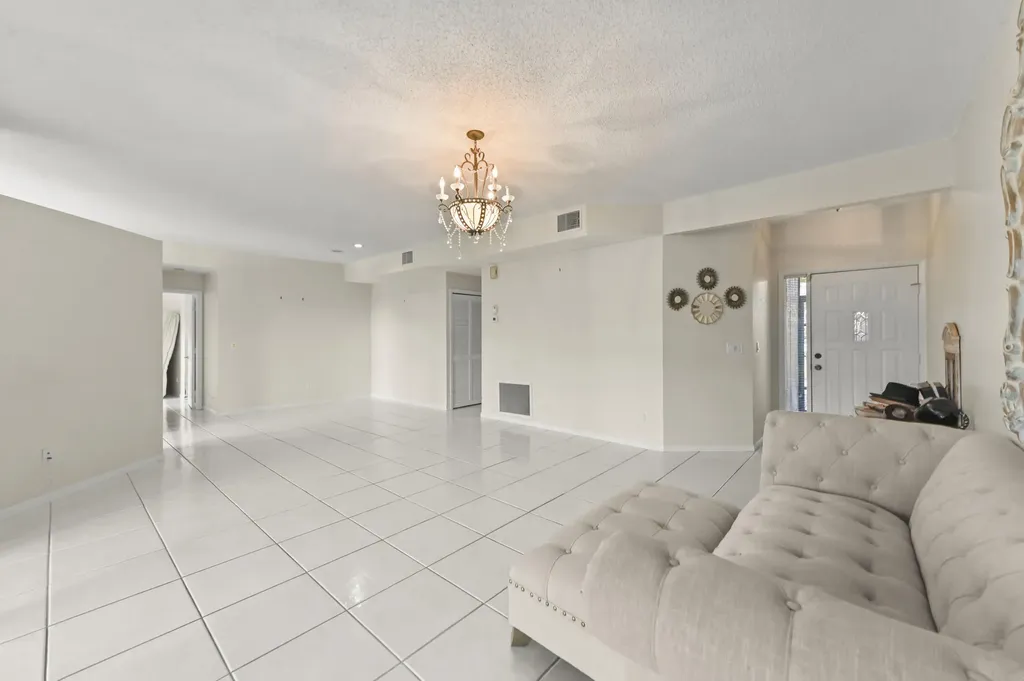 5965 Parkwalk Drive Boynton Beach FL 33472
