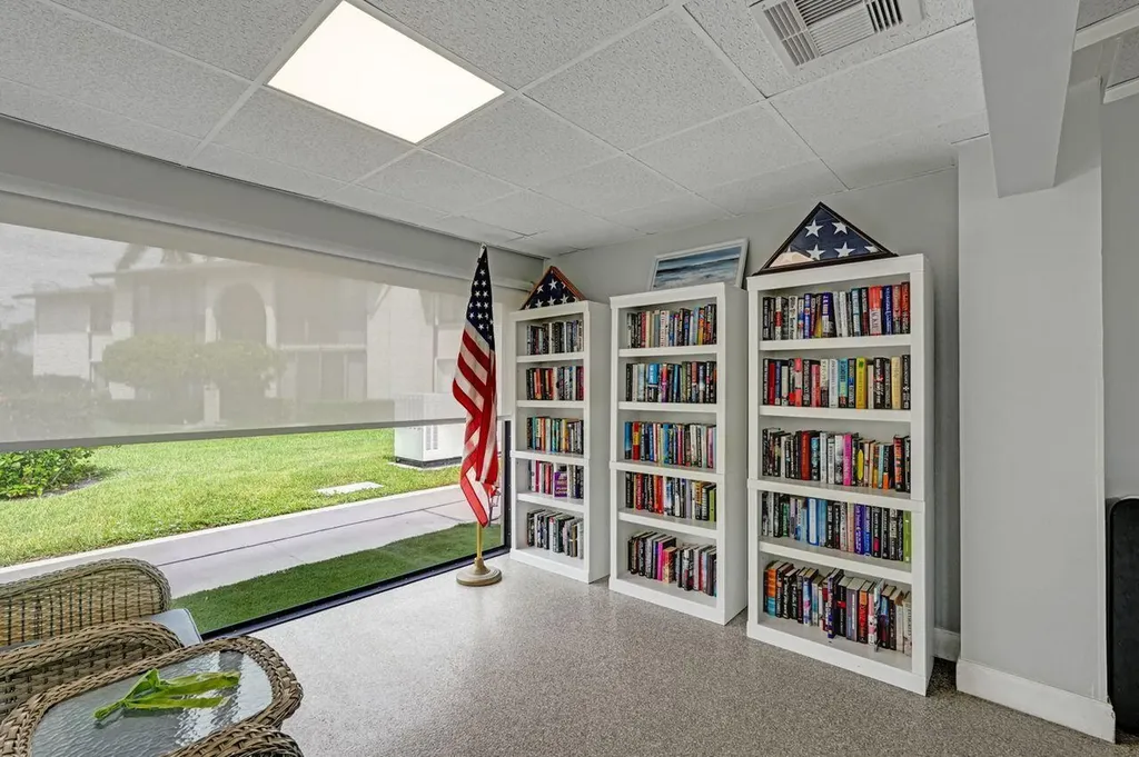 429 Pine Glen Lane Greenacres FL 33463