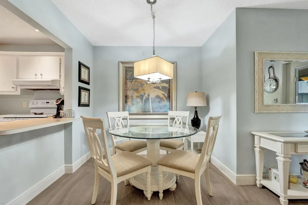 429 Pine Glen Lane Greenacres FL 33463