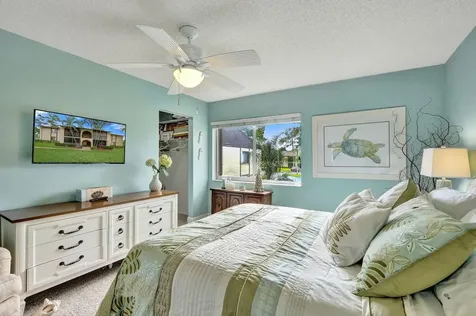 429 Pine Glen Lane Greenacres FL 33463