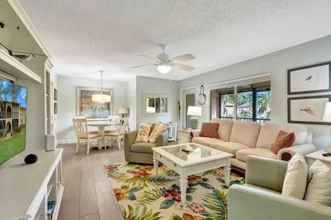 429 Pine Glen Lane Greenacres FL 33463