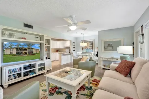 429 Pine Glen Lane Greenacres FL 33463