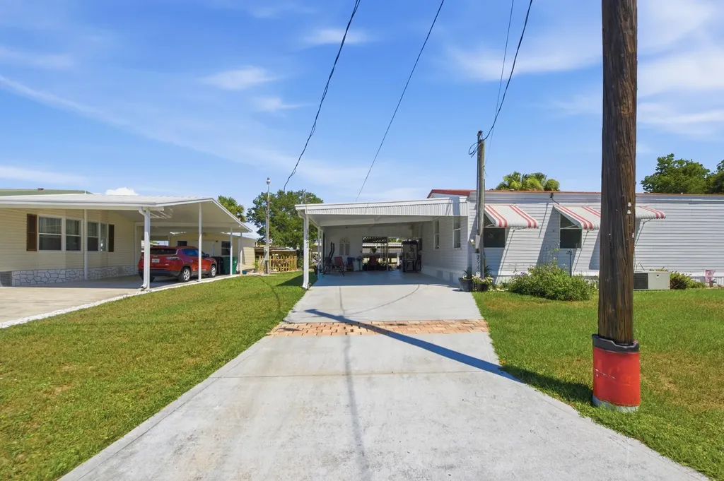 7943 SE 97th Court Okeechobee FL 34974