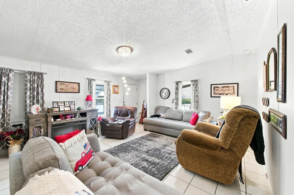 7943 SE 97th Court Okeechobee FL 34974
