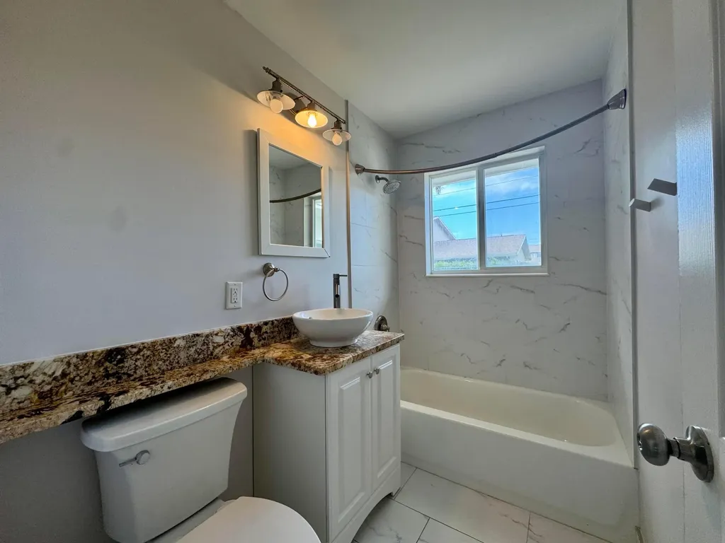 924 SE 8th Court Deerfield Beach FL 33441