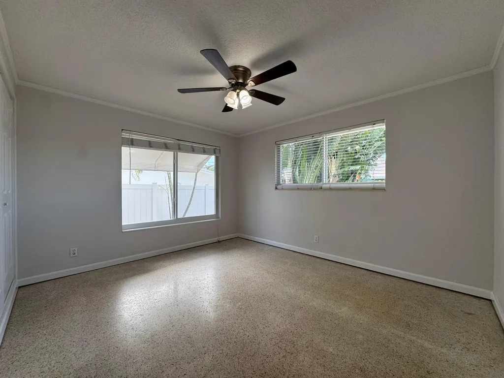 924 SE 8th Court Deerfield Beach FL 33441