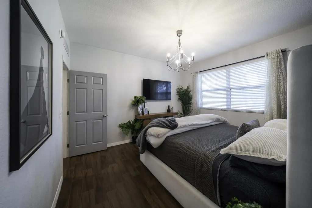 3317 NW 29th Court Lauderdale Lakes FL 33311