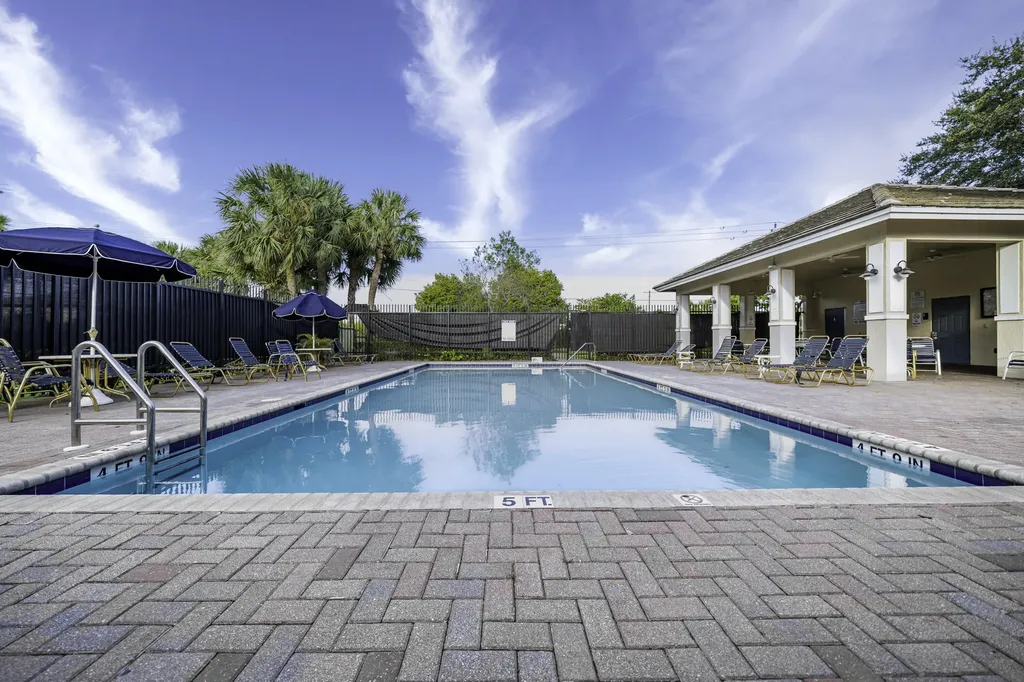 3317 NW 29th Court Lauderdale Lakes FL 33311