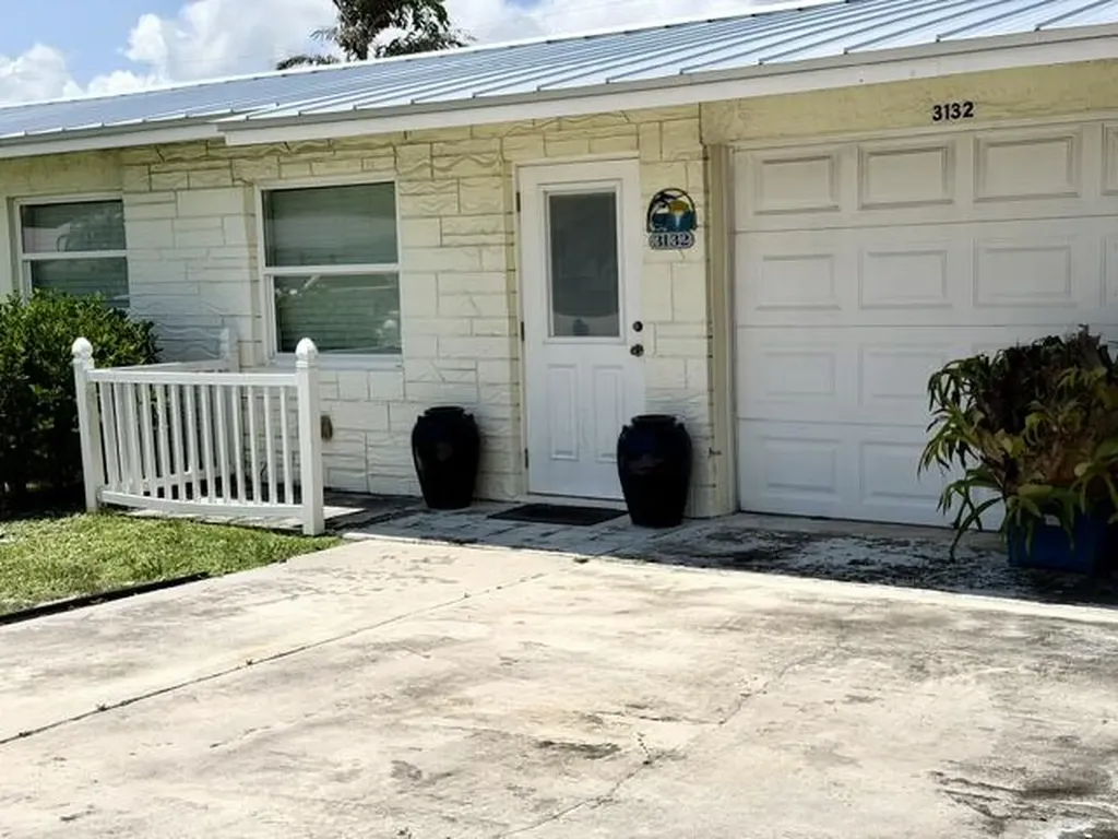 3132 NE Savannah Road Jensen Beach FL 34957