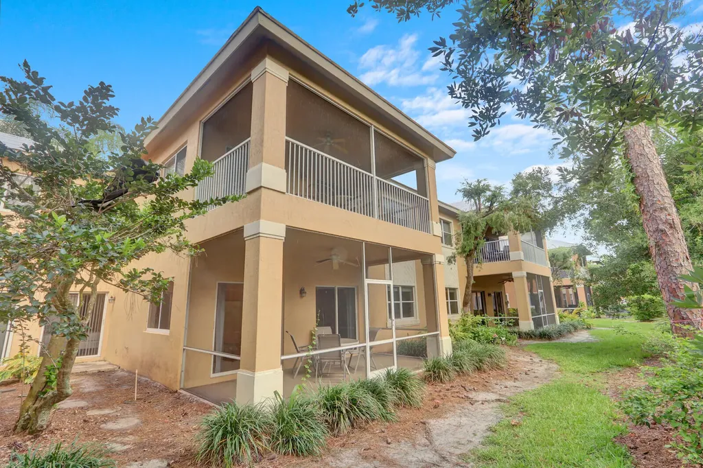 8319 Mulligan Circle Port St Lucie FL 34986
